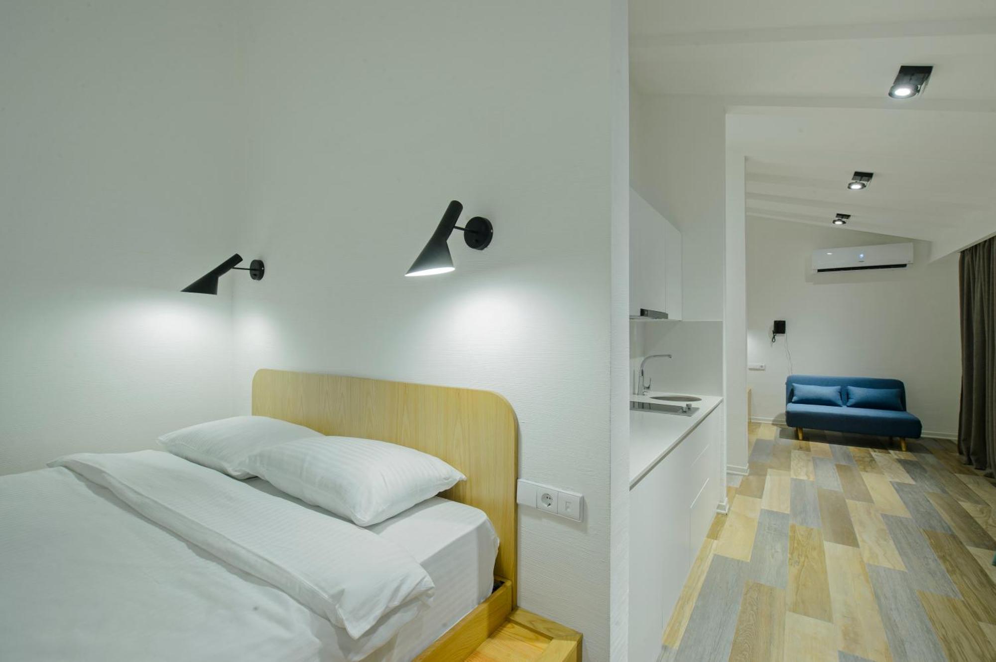 Mariinsky Boutique Hotel バトゥーミ エクステリア 写真